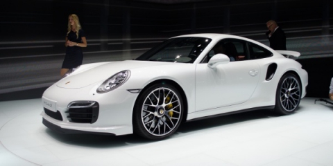 Ожидаемая премьера Porsche 911 Blu Edition на автосалоне во Франкфурте 2013