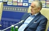 Тренер сборной Украины проявил неуважение к журналистам