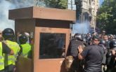 Под ОП произошли столкновения между правоохранителями и Нацкорпусом